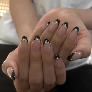 Handgefertigte Schwarze Französische Hexagram Press On Nails Sternnägel Gel-Nägel Süße Mädchennägel Kurze Ovale Nägel Mandelnägel