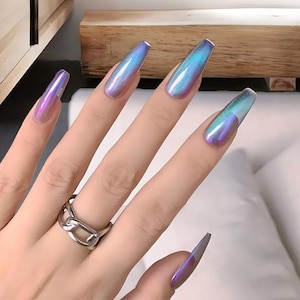 Unhas de pressão feitas à mão Aurora azul e roxa, gradiente de cor de fantasia, olho de gato, unhas Aurora, unhas coloridas, unhas de olho de gato, unhas de caixão