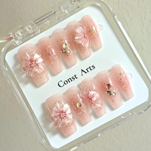 Unhas de pressão florais com flores de pêssego pintadas à mão, unhas de flores, unhas de casamento, unhas de namoro, unhas de verão, unhas de caixão, unhas 3D