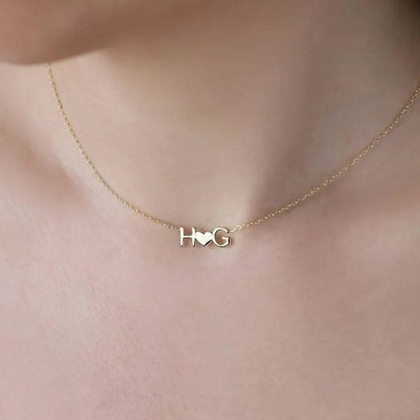 Name initials with heart, personalized heart initial necklace, initials necklace, name initials, heart pendant necklace, gift for mom, gifts