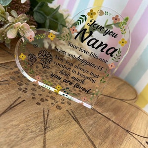 Love you Nana - Nana Gifts - Best nana ever gifts - Gifts from Grandchildren - Birthday - Anniversary - Mothers day for nana Grandma Granny