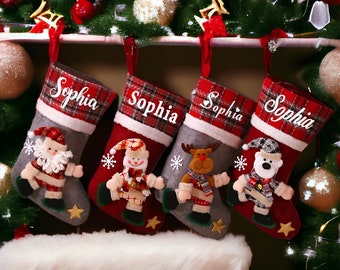 Aangepaste naam kerstsokken | Gepersonaliseerde familienaamkousen | Rode vakantie ornament cadeau | Kerst naam kousen