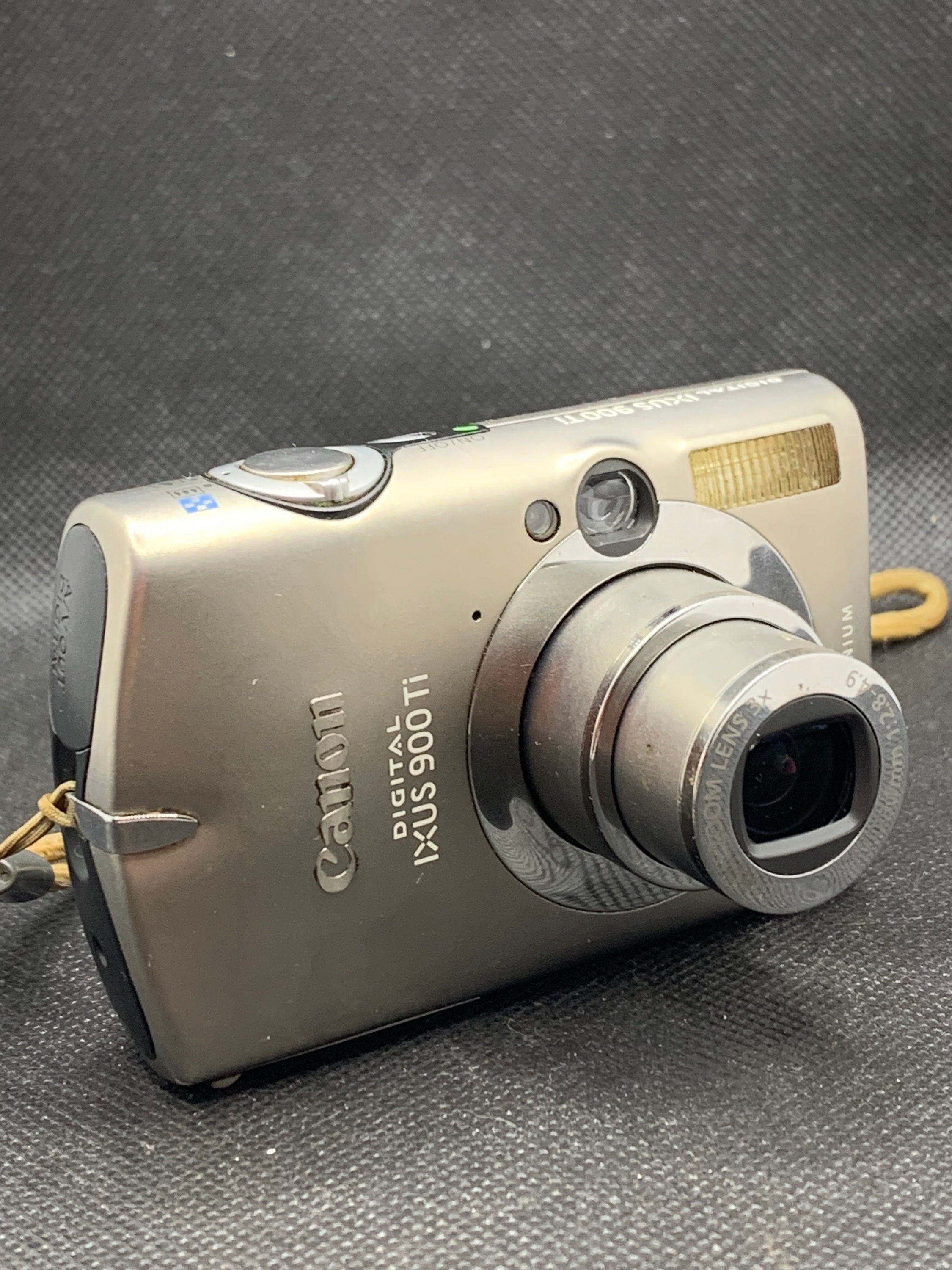 Digital Camera Canon Digital IXUS Tested and