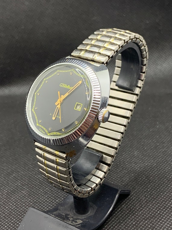 USSR Men's Wristwatch Slava 21 Jewel. Beautiful V… - image 2