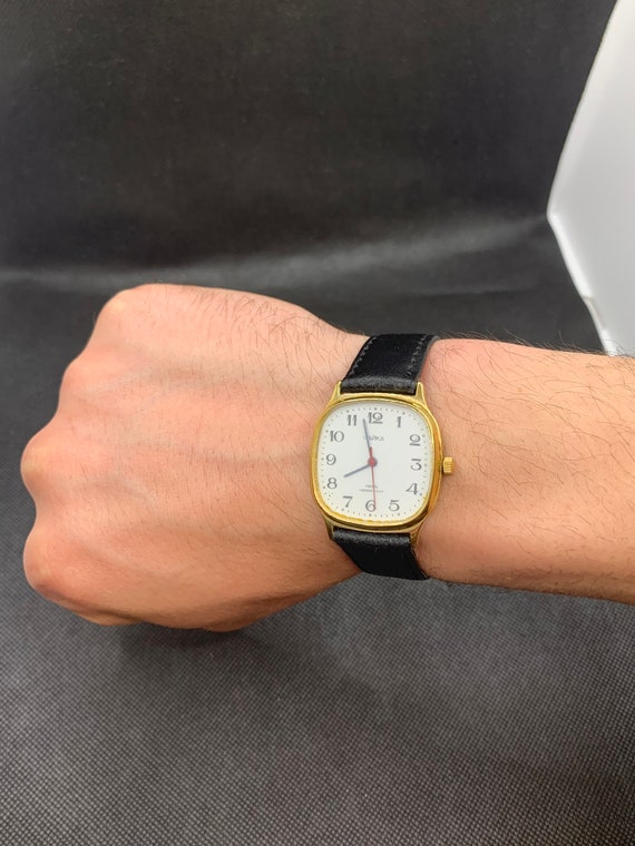 Soviet Vintage Wrist Watch Chaika Quartz AU. Rare… - image 8