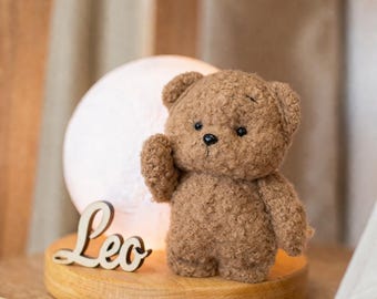 Night Light with Teddy Bear or Bunny – Handmade Nursery Lamp with Wooden Base