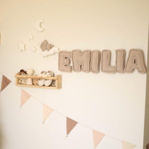 Decoración de pared con nombre, guirnalda con nombre de oso para guardería, regalo personalizado para bebé, guirnalda con nombre de oso personalizada, decoración de pared de guardería con borlas, almohada con letras