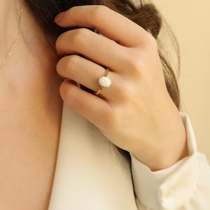 14K Gold Opal Engagement Ring, Solid Gold Minimalist Solitaire Opal Ring, Dainty Opal Statement Ring, Graduation Gift Daughter