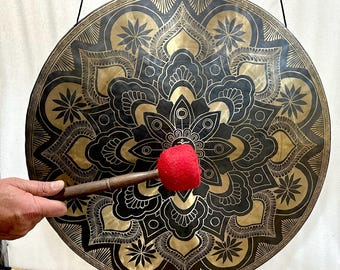 Tibetischer Mantra Gong für Klangheilung und Entspannung Tiefenresonanz Stressabbau & Klangtherapie. Hergestellt mit Hand geätzt in Nepal Wind Gong