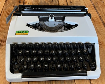 Brother 100 white typewriter