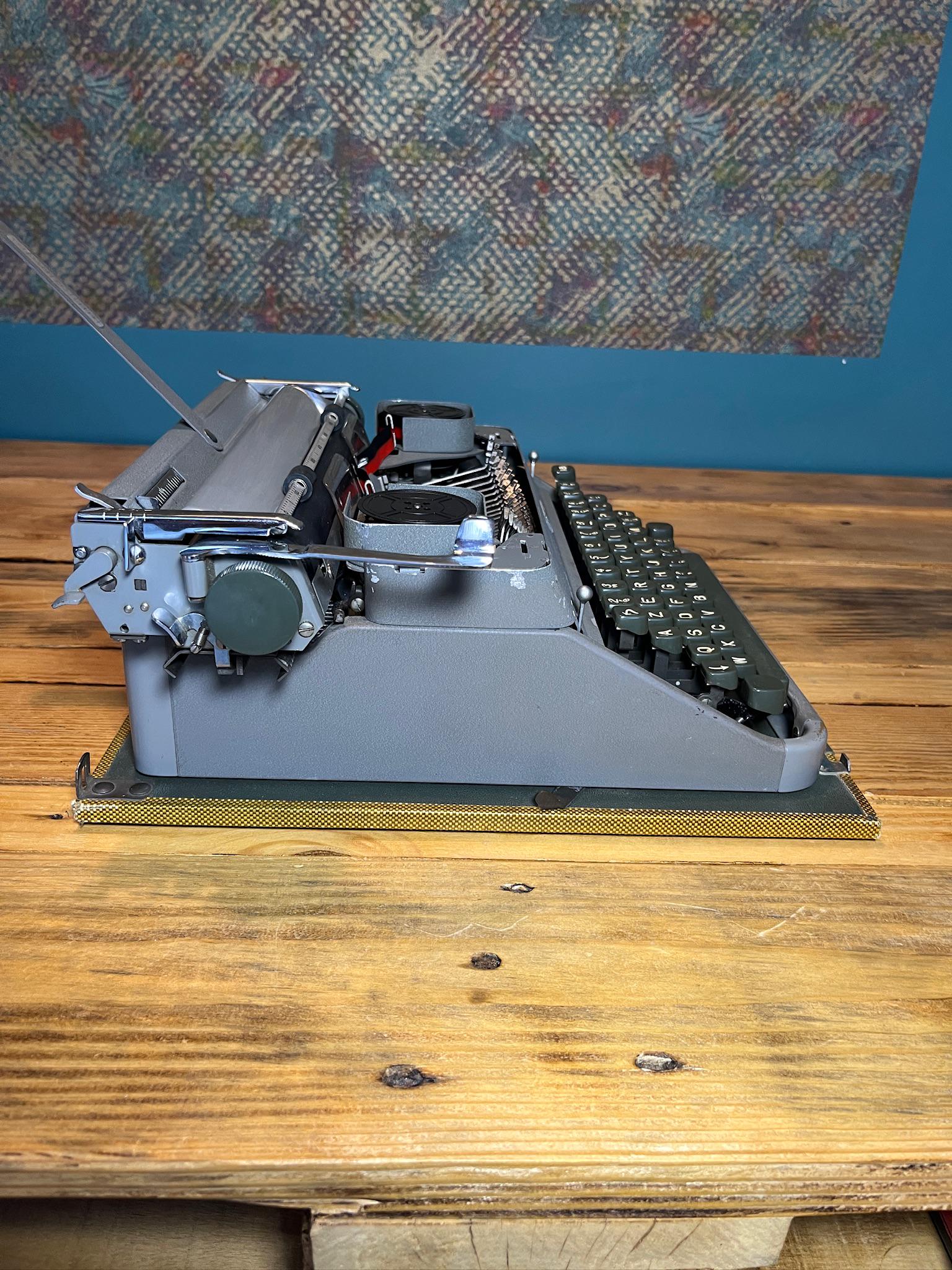 Hermes 2000 Typewriter - Etsy