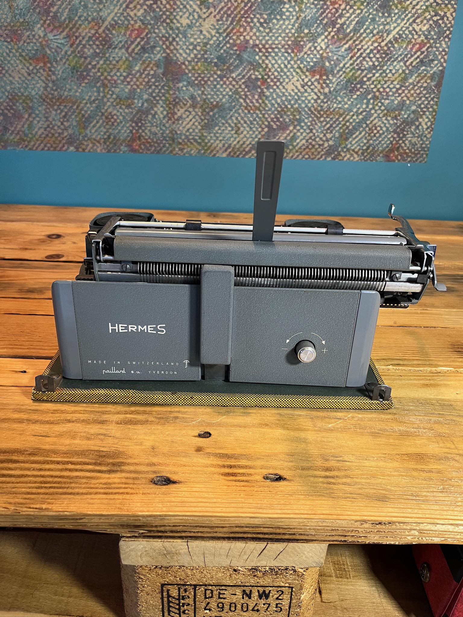 Hermes 2000 Typewriter - Etsy