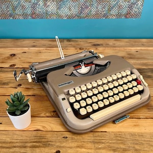 Scheidegger Princess-matic vintage typewriter