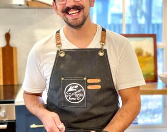 World&#39;s Best Canvas Apron - Charcoal Black