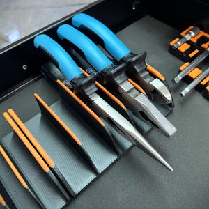 Organizador magnético de alicates para caixa de ferramentas – Suporte com 5 compartimentos – 2 tamanhos – Cores personalizadas e design industrial – Armazenamento de ferramentas de garagem