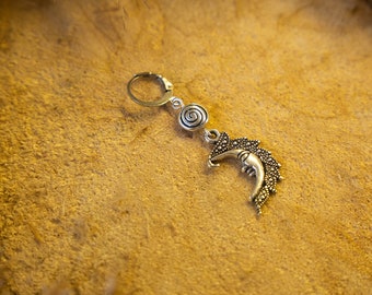 Moon and pearl earrings for men, Tibetan bohemian style | Single earring or pair boho bohemian hippie nature