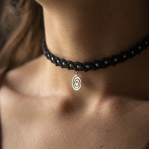 Minimalist silver macrame spiral choker | Simple bohemian hippie free spirit boho chic spiral macrame choker