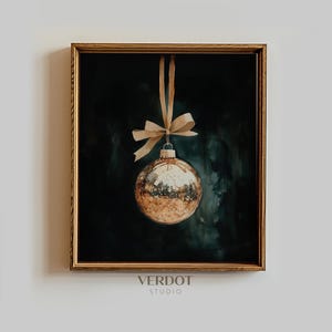 Goldene Weihnachtsverzierung, Weihnachtsdekor druckbare Wandkunst, Weihnachtskugel Malerei, dunkellaunisch grün Urlaub Poster | 24264