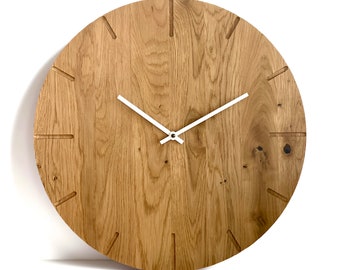 Orologio da parete ART bianco, grande orologio in legno, grande quercia naturale, design moderno e minimalista, arte da parete unica per la casa