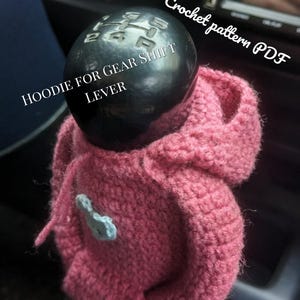 Crochet Pattern Hoodie for Gear Shift Lever, PDF pattern with photo tutorial in English (US), Car Shifter Knob Cover with Heart, Gift