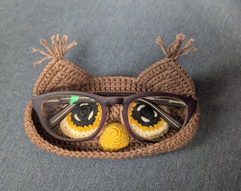 Owl Glasses Holder Crochet Pattern, Amigurumi Eyeglass Case PDF in English US Terms, Sunglasses Stand Holder, Cute Gift for Book Lovers