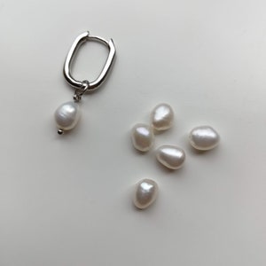 Mens single pearl earring,Small huggie hoops real pearl square hoop earrings,Mens pearl hoops,Mens mono teardrop dangle earring image 4