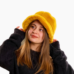 Faux Fur Bucket Hat, Warm Plush Winter Hat for Women, Cozy Fuzzy Fluffy Outdoor Fashion Hat, Trendy Ladies Bucket Hat