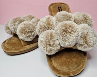 Pom Pom Super Soft and Cosy Slippers (Grey / Caramel) - Perfect Gift by Pretty You London