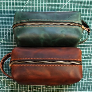 Handmade Leather Dopp Kit: Travel Toiletry Bag