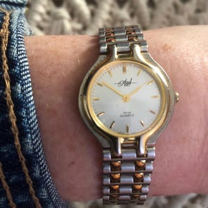 Ladies Vintage Watch
