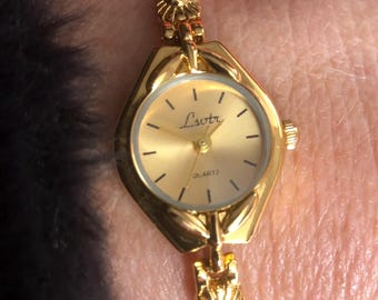 Ladies Vintage Victorian Style Watch - Etsy display picture 2