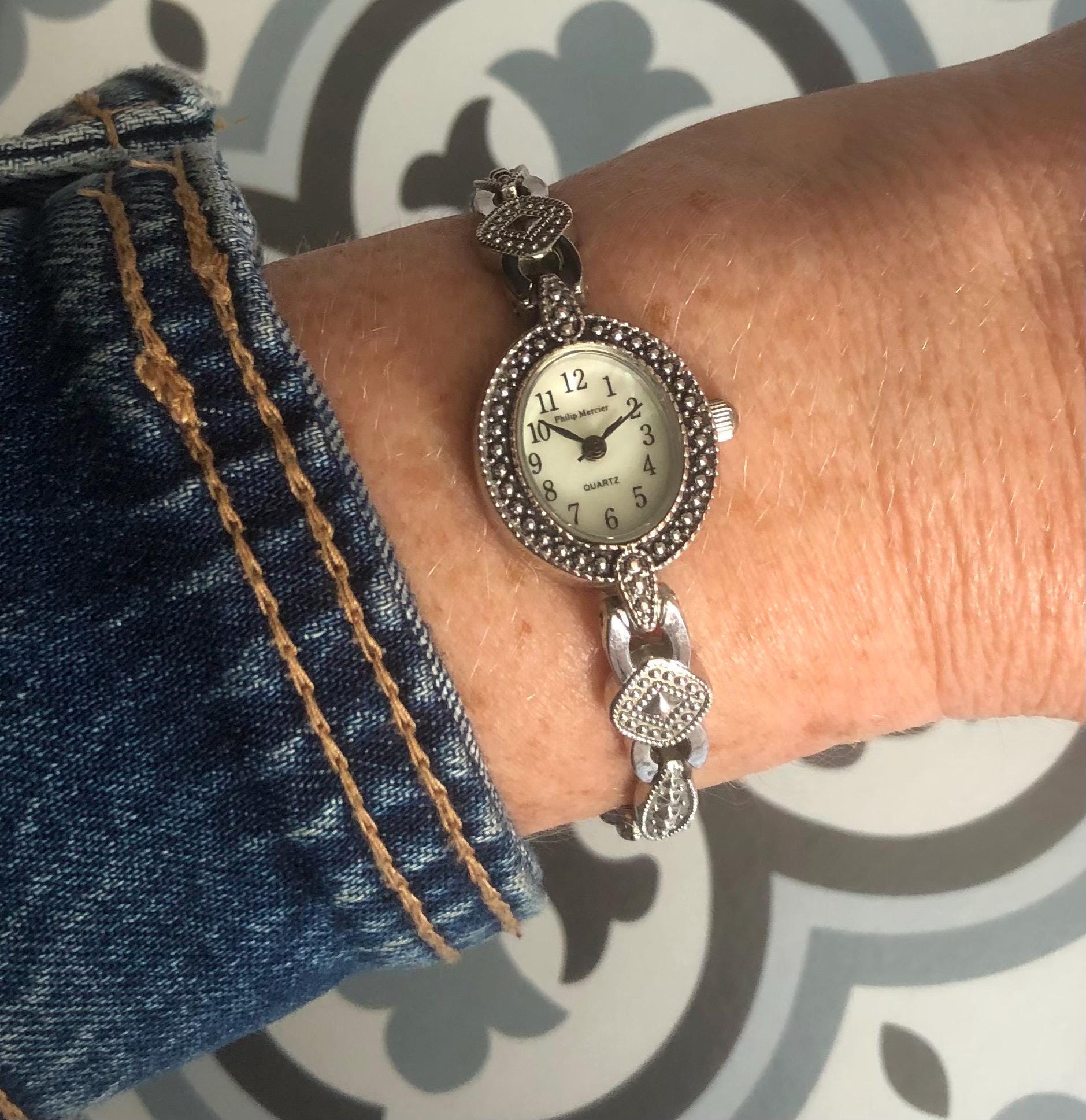 Luxurious Victorian style ladies watch The Queen main image 2