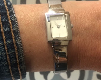 Reloj vintage para mujer en tono plateado