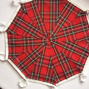 FABRIC BUNTING. Clearance, 10ft/20ft/40ft/120ft.Bright garland decorate Scottish Scotland Mixed tartan Christmas burns night Hogmanay Red Stewart