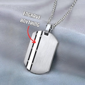 Etiqueta para perro de color plateado grabable con láser con línea decorativa, etiquetas para perros decoradas con metal cepillado en la cadera, collar temático de moda, regalos para hombres
