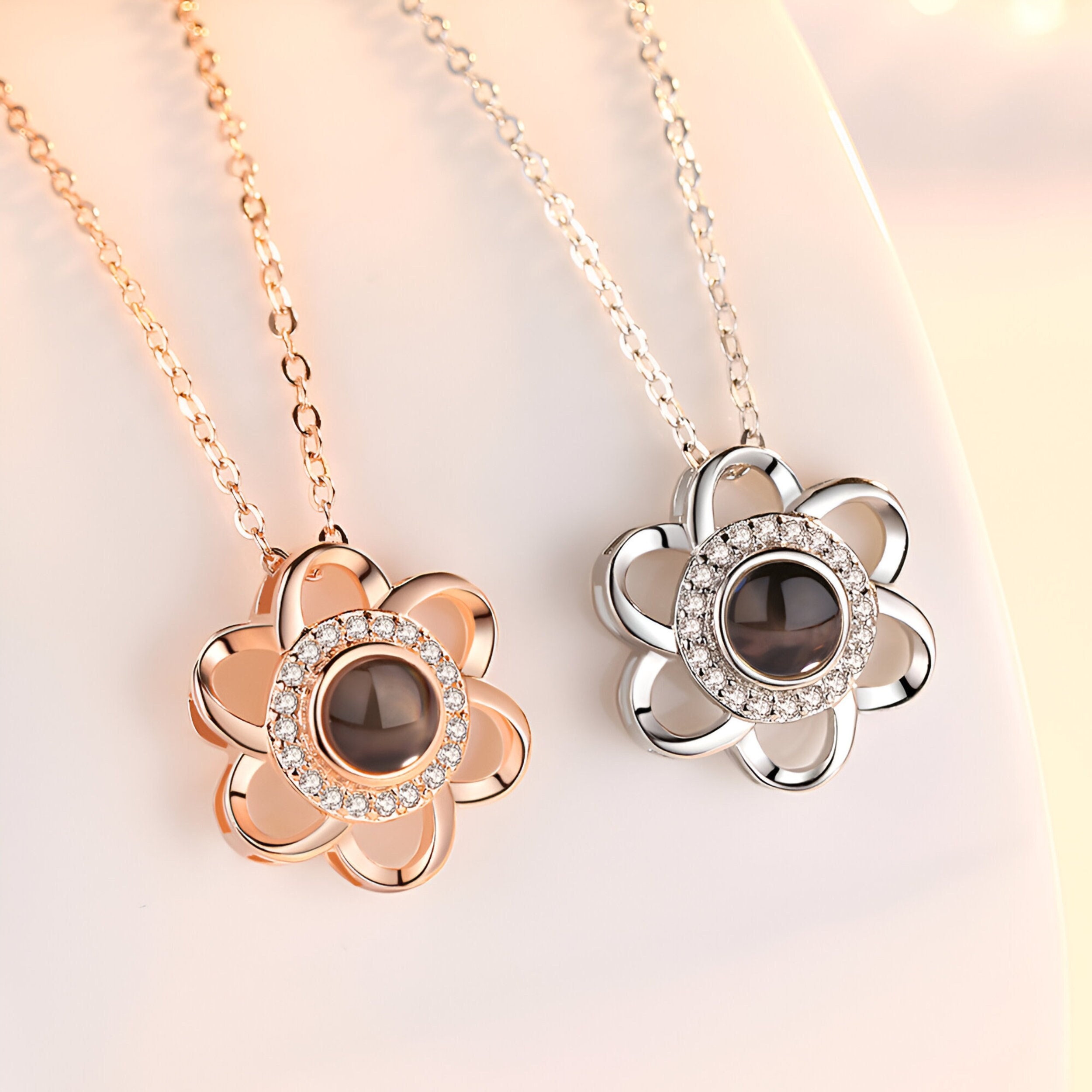TDC™ I Love You in 100 Languages Projection Necklace – TDC Jewellery