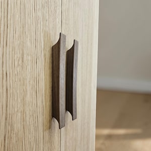 Wood Cabinet Handles, Modern Wooden Drawer Pulls, Oak Walnut Handles, 96 mm 128 mm C-C, Minimalist Kitchen Cabinet Hardware, Handmade