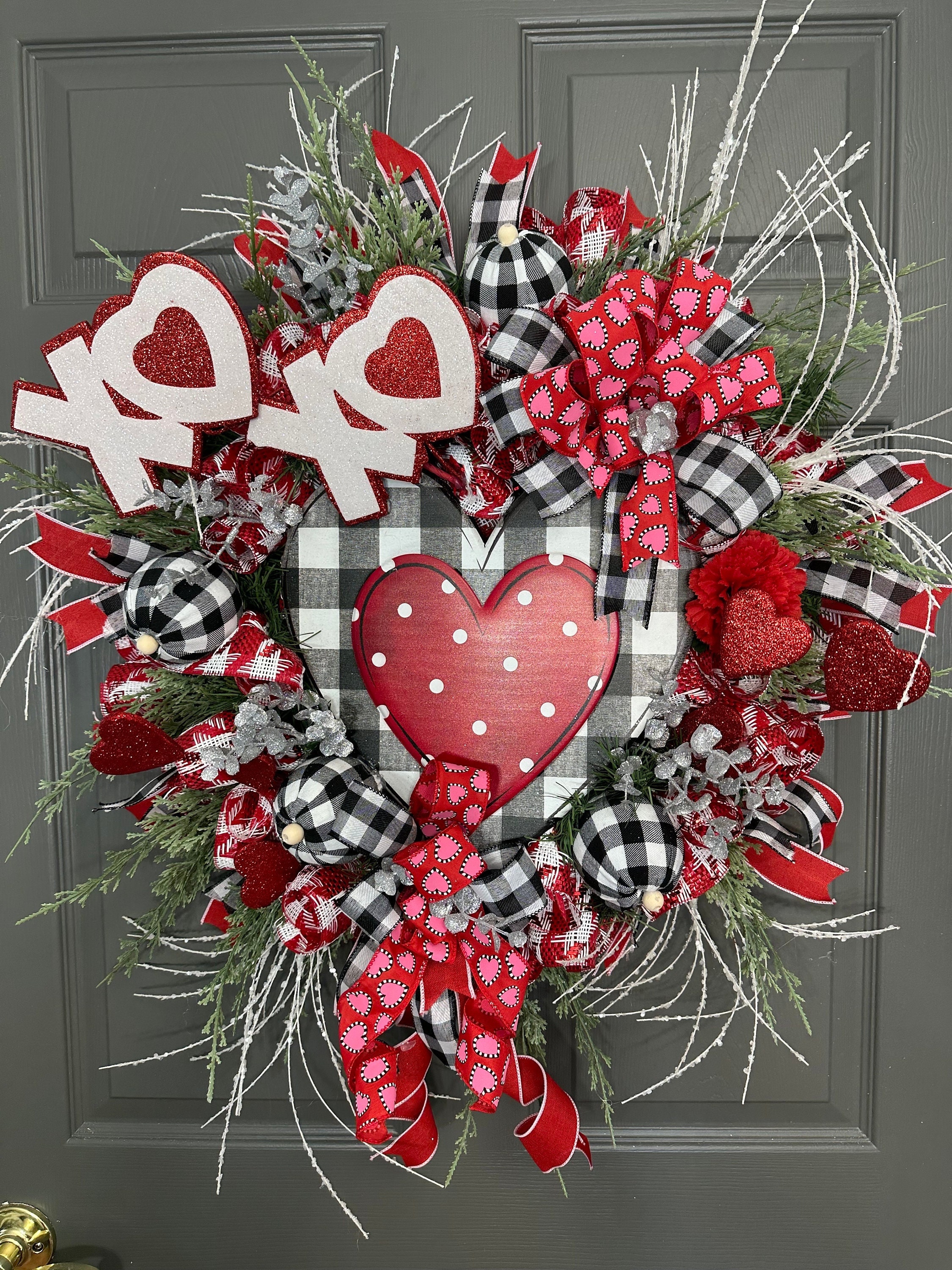 Valentine Wreath, Valentine Wall Hanging, Hearts Valentine, Whimsical