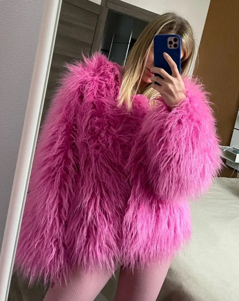 Do you like real or fake fur? #realfur #furcoat #furry #luxury #unboxing  #coat #shorts #viral #lv 