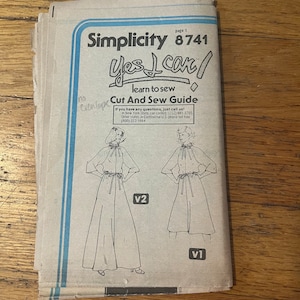 Simplicity 8741, vintage sewing pattern. Misses’ pullover dress in two lengths, size 14