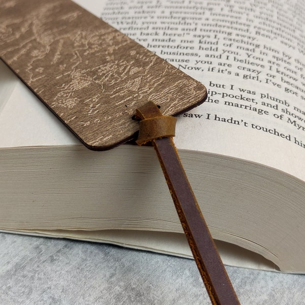 Leather and Wood Personalized Bookmark, Plywood Engraved Bookmark, LOTR Wooden  Middle Earth Map Bookmark