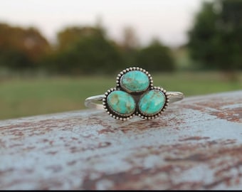 Natural Kingsman Turquoise 3 Stone Ring: Handmade 925 Sterling Silver Jewelry, Oval Shape Gemstone, Genuine Mohave Turquoise