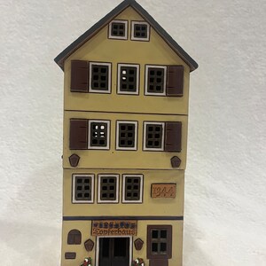 Christmas Ceramic House Art Tealight Candle Holder Room Decoration Handcrafted Collectible Miniature House G60