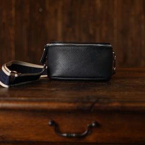 Sac crossbody en cuir pour femmes Camel Brown, sac de ventre avec sangle, sac à bandoulière en cuir véritable, cadeau pour elle
