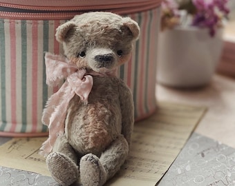 Sewing kit for 5,9 inch bear &quot;Lorenzo&quot;