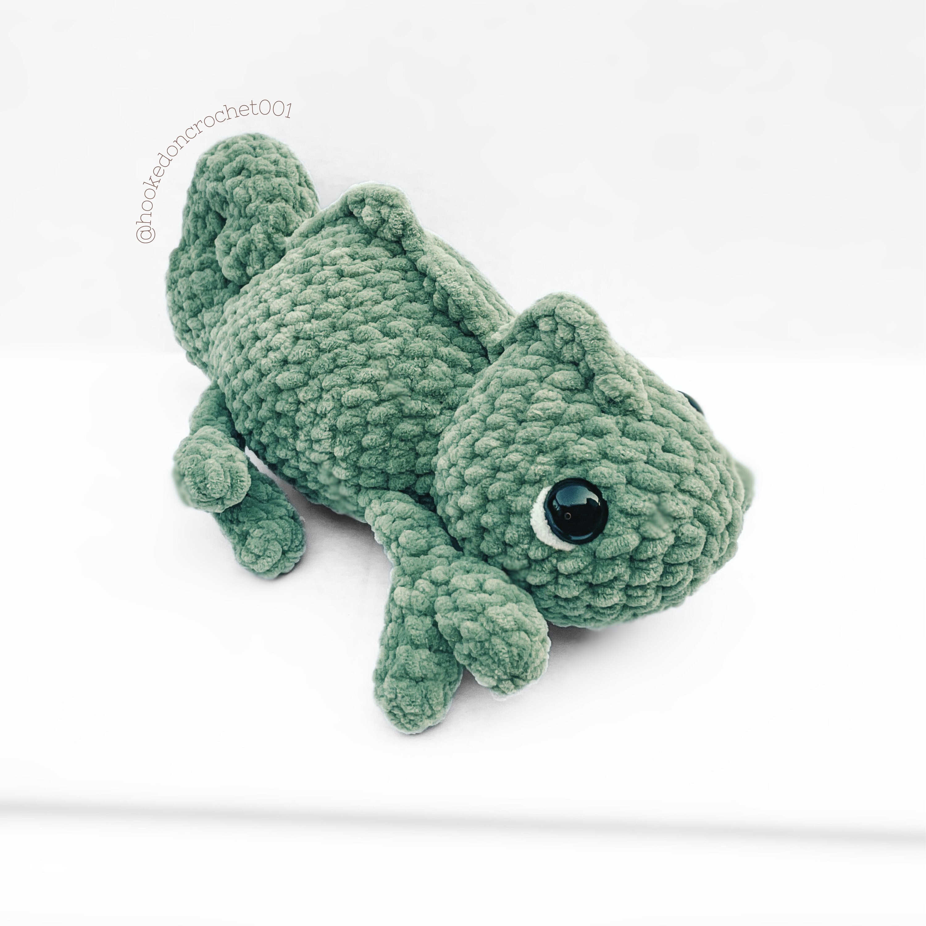 39 Lizard Crochet Patterns for Amigurumi Fans, Gifts, and Quirky Handmade Decor 4 Chameleon Crochet Pattern Chameleon Amigurumi Pattern DIY
