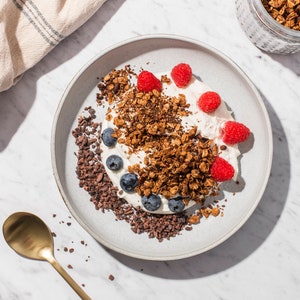 Dunkles Schokoladen Granola