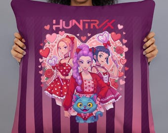 Kpop Hearts Pillow, Love Huntrxx