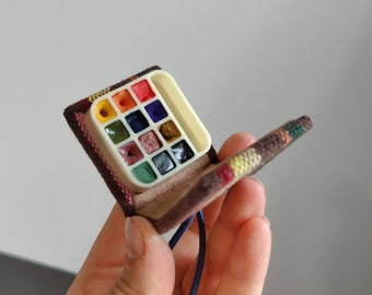 Watercolor travel palette, natural color set