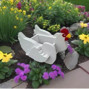 Handgefertigter Blumentopf für Hühner